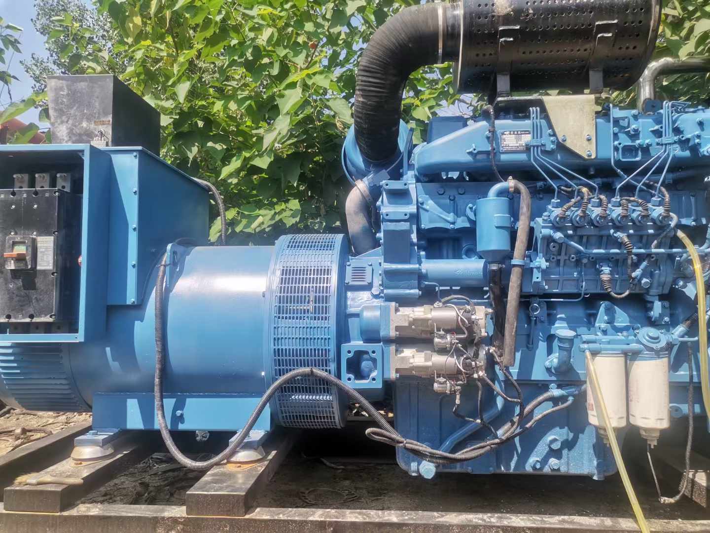 鄂托克详细说明降低 800kW 柴油发电机输出电流波动的方法